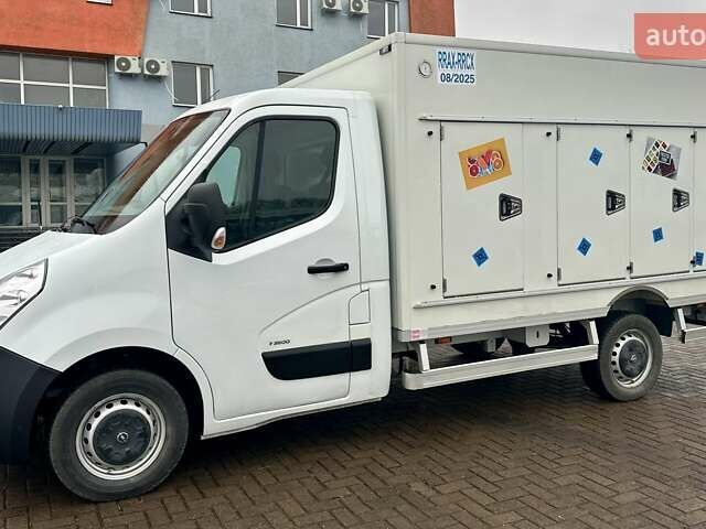 Белый Опель Movano, объемом двигателя 2.3 л и пробегом 288 тыс. км за 20950 $, фото 10 на Automoto.ua