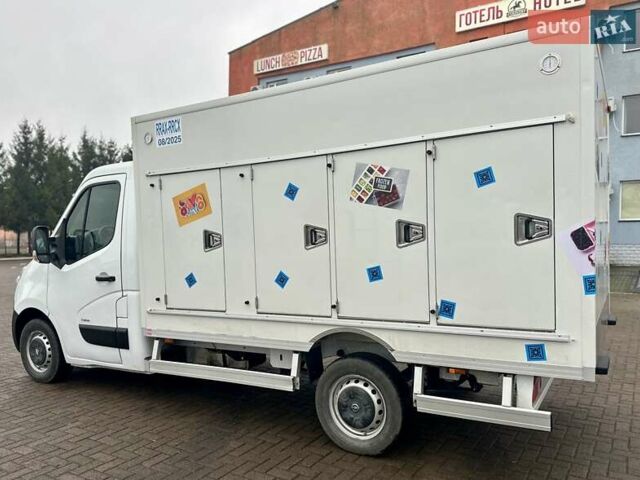 Белый Опель Movano, объемом двигателя 2.3 л и пробегом 288 тыс. км за 20950 $, фото 9 на Automoto.ua