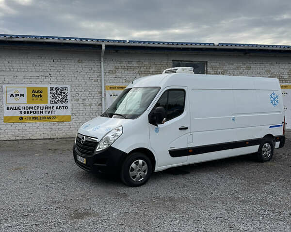 Белый Опель Movano, объемом двигателя 0 л и пробегом 255 тыс. км за 20700 $, фото 1 на Automoto.ua