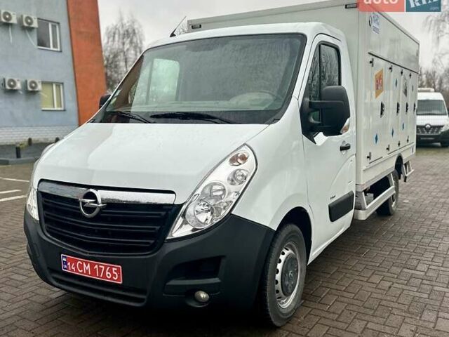 Белый Опель Movano, объемом двигателя 2.3 л и пробегом 288 тыс. км за 20950 $, фото 1 на Automoto.ua