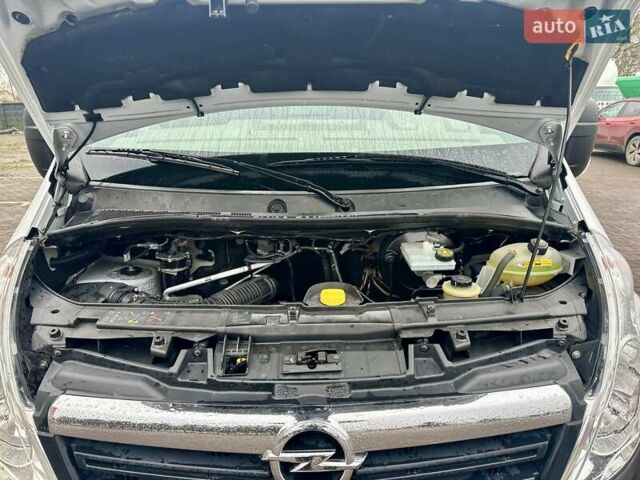 Белый Опель Movano, объемом двигателя 2.3 л и пробегом 288 тыс. км за 20950 $, фото 46 на Automoto.ua