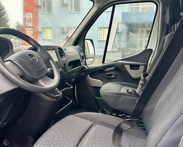 Белый Опель Movano, объемом двигателя 2.3 л и пробегом 288 тыс. км за 20950 $, фото 39 на Automoto.ua