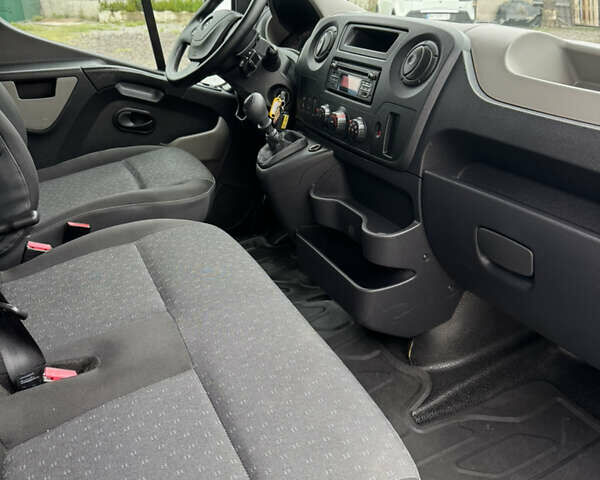 Білий Опель Movano, об'ємом двигуна 0 л та пробігом 249 тис. км за 19600 $, фото 14 на Automoto.ua