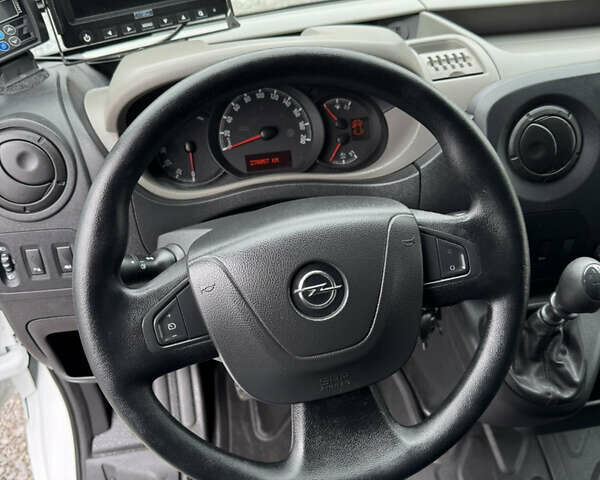 Білий Опель Movano, об'ємом двигуна 0 л та пробігом 249 тис. км за 19600 $, фото 11 на Automoto.ua