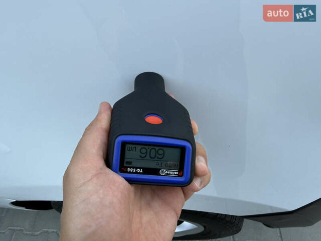 Білий Опель Movano, об'ємом двигуна 0 л та пробігом 230 тис. км за 21800 $, фото 91 на Automoto.ua