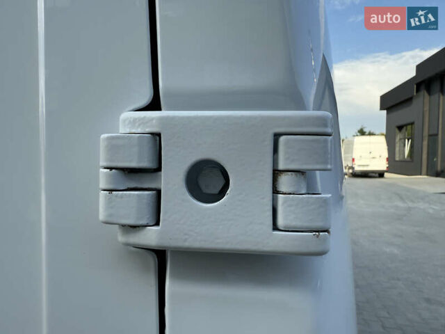 Білий Опель Movano, об'ємом двигуна 0 л та пробігом 230 тис. км за 21800 $, фото 16 на Automoto.ua