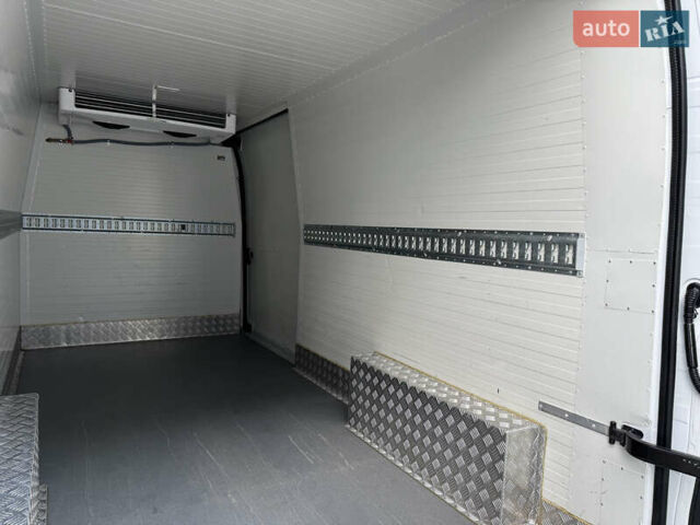 Білий Опель Movano, об'ємом двигуна 0 л та пробігом 230 тис. км за 21800 $, фото 33 на Automoto.ua