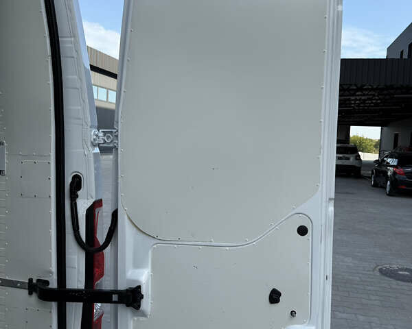 Білий Опель Movano, об'ємом двигуна 0 л та пробігом 230 тис. км за 21800 $, фото 36 на Automoto.ua