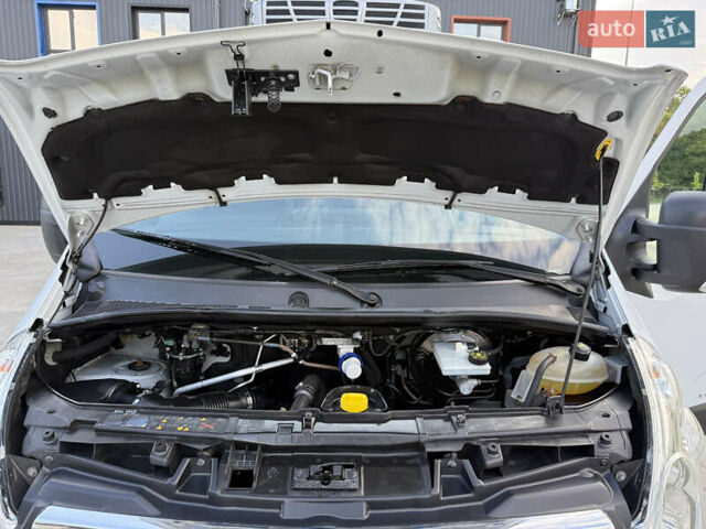 Білий Опель Movano, об'ємом двигуна 0 л та пробігом 230 тис. км за 21800 $, фото 59 на Automoto.ua