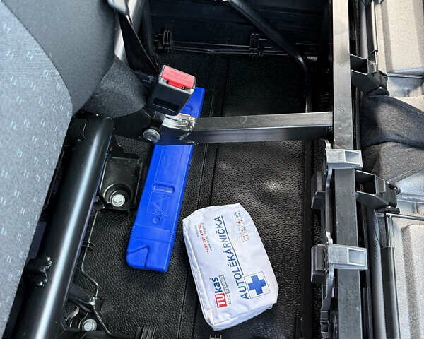 Білий Опель Movano, об'ємом двигуна 0 л та пробігом 230 тис. км за 21800 $, фото 56 на Automoto.ua