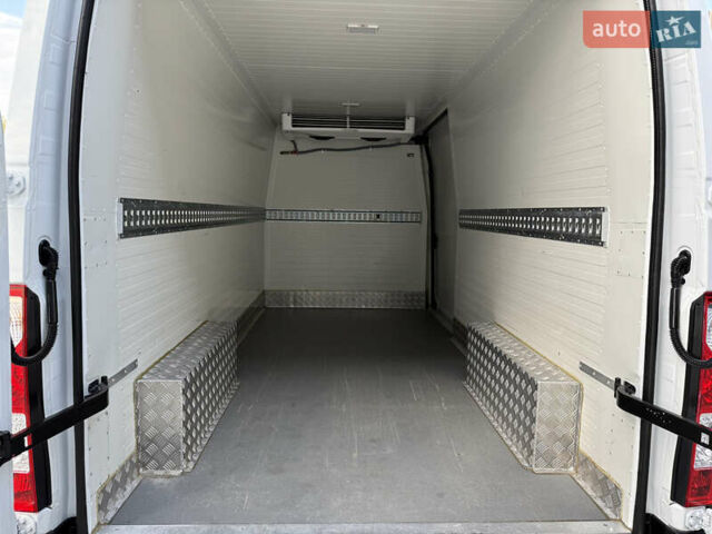 Білий Опель Movano, об'ємом двигуна 0 л та пробігом 230 тис. км за 21800 $, фото 32 на Automoto.ua
