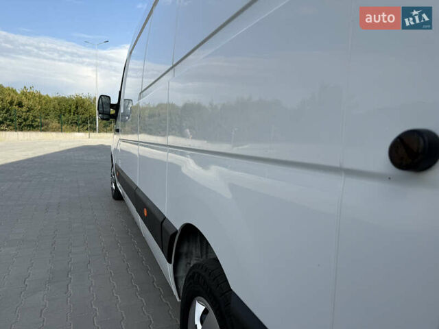 Білий Опель Movano, об'ємом двигуна 0 л та пробігом 230 тис. км за 21800 $, фото 22 на Automoto.ua