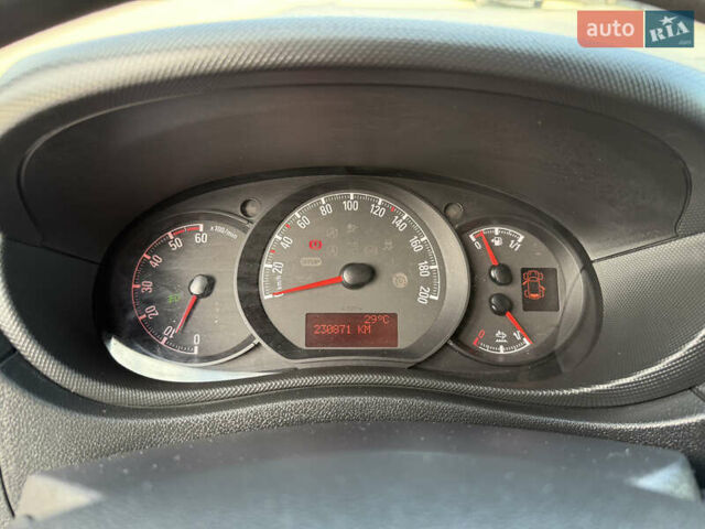 Білий Опель Movano, об'ємом двигуна 0 л та пробігом 230 тис. км за 21800 $, фото 48 на Automoto.ua