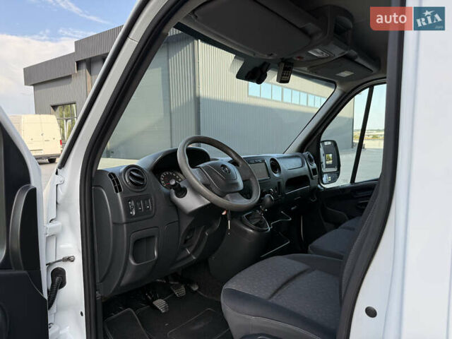Білий Опель Movano, об'ємом двигуна 0 л та пробігом 230 тис. км за 21800 $, фото 41 на Automoto.ua