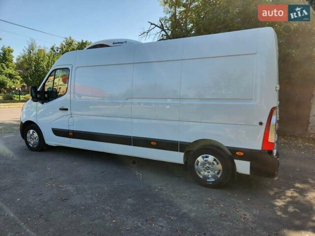 Белый Опель Movano, объемом двигателя 2.3 л и пробегом 162 тыс. км за 21900 $, фото 2 на Automoto.ua