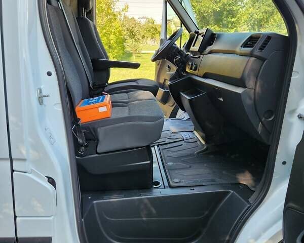 Белый Опель Movano, объемом двигателя 2.3 л и пробегом 162 тыс. км за 21900 $, фото 33 на Automoto.ua