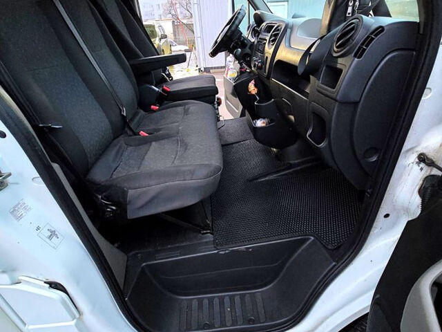 Белый Опель Movano, объемом двигателя 2.3 л и пробегом 0 тыс. км за 13700 $, фото 10 на Automoto.ua