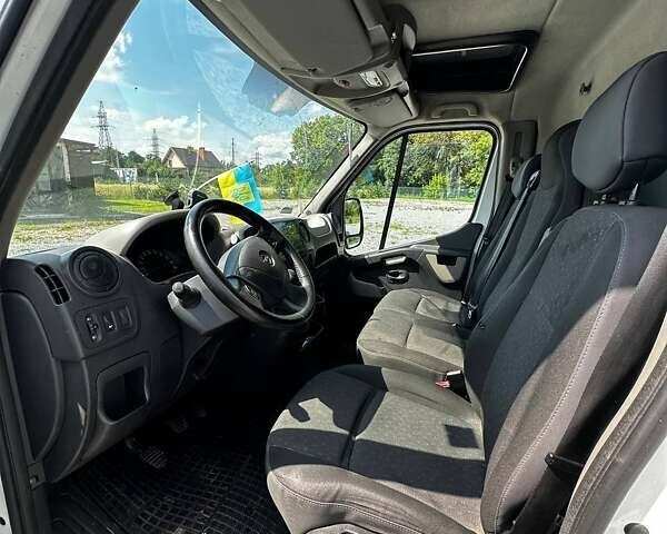 Белый Опель Movano, объемом двигателя 2.3 л и пробегом 280 тыс. км за 14000 $, фото 17 на Automoto.ua
