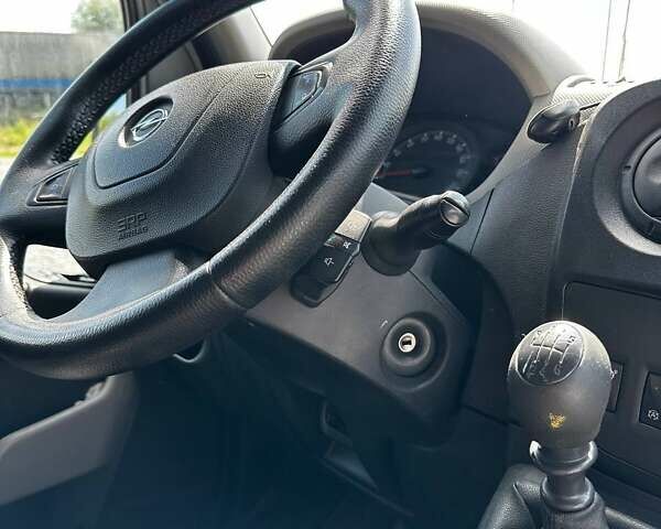 Белый Опель Movano, объемом двигателя 2.3 л и пробегом 280 тыс. км за 14000 $, фото 13 на Automoto.ua