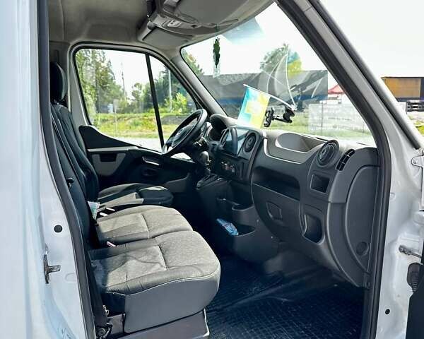 Белый Опель Movano, объемом двигателя 2.3 л и пробегом 280 тыс. км за 14000 $, фото 10 на Automoto.ua