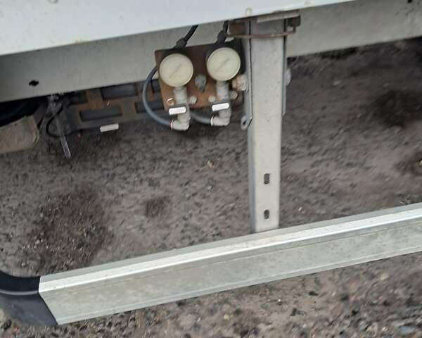 Белый Опель Movano, объемом двигателя 2.3 л и пробегом 470 тыс. км за 13000 $, фото 5 на Automoto.ua