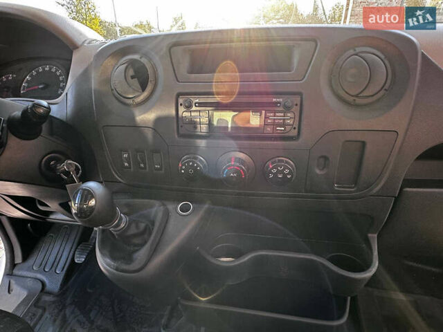 Белый Опель Movano, объемом двигателя 2.3 л и пробегом 529 тыс. км за 12500 $, фото 23 на Automoto.ua