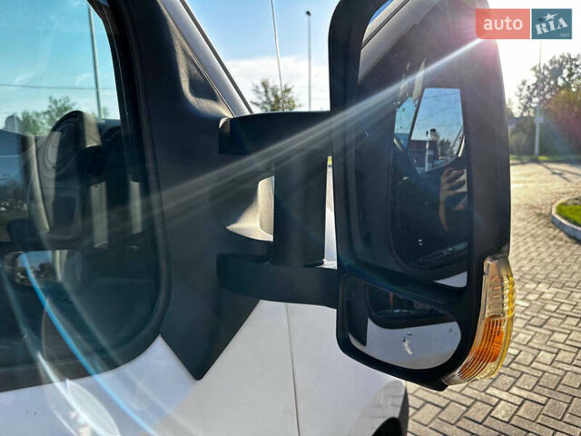Белый Опель Movano, объемом двигателя 2.3 л и пробегом 529 тыс. км за 12500 $, фото 13 на Automoto.ua