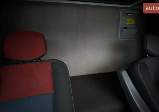 Білий Опель Movano, об'ємом двигуна 2.3 л та пробігом 518 тис. км за 16500 $, фото 10 на Automoto.ua