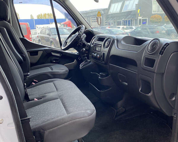 Белый Опель Movano, объемом двигателя 2.3 л и пробегом 345 тыс. км за 14000 $, фото 5 на Automoto.ua