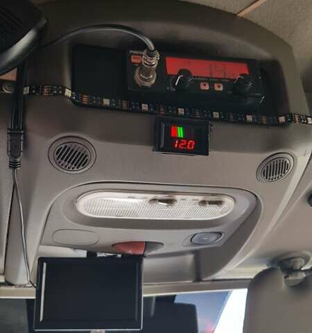 Белый Опель Movano, объемом двигателя 2.3 л и пробегом 350 тыс. км за 15450 $, фото 13 на Automoto.ua