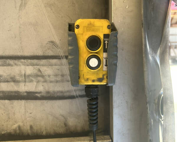 Білий Опель Movano, об'ємом двигуна 2.3 л та пробігом 404 тис. км за 18500 $, фото 13 на Automoto.ua