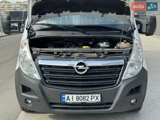 Белый Опель Movano, объемом двигателя 2.3 л и пробегом 400 тыс. км за 15950 $, фото 10 на Automoto.ua