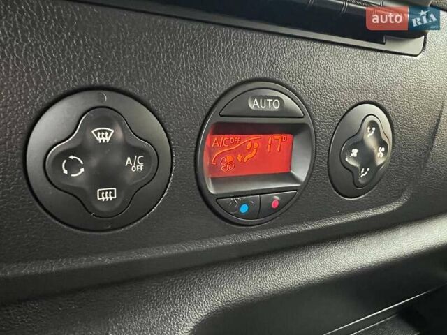 Белый Опель Movano, объемом двигателя 2.3 л и пробегом 312 тыс. км за 22500 $, фото 52 на Automoto.ua