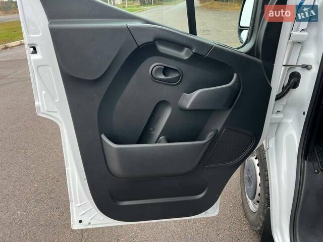 Белый Опель Movano, объемом двигателя 2.3 л и пробегом 312 тыс. км за 22500 $, фото 32 на Automoto.ua