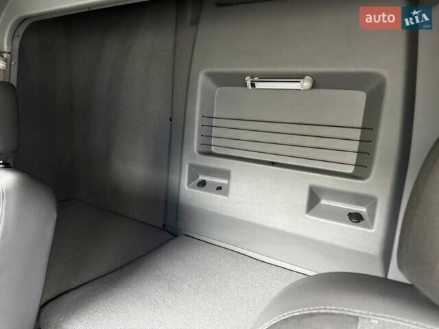 Белый Опель Movano, объемом двигателя 2.3 л и пробегом 314 тыс. км за 17900 $, фото 59 на Automoto.ua