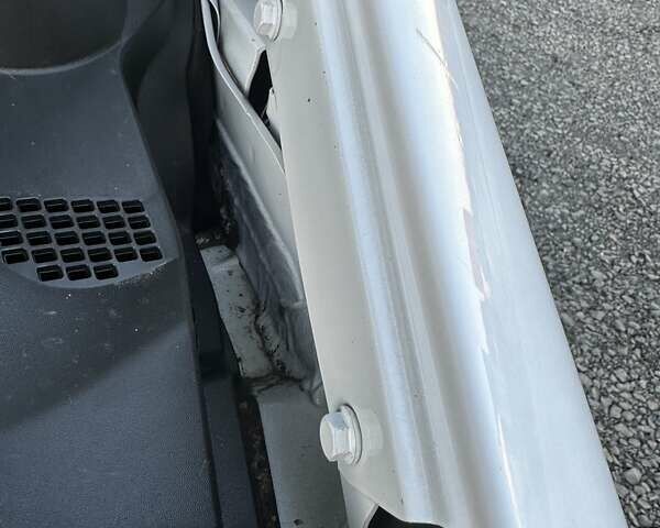 Белый Опель Movano, объемом двигателя 2.3 л и пробегом 367 тыс. км за 20600 $, фото 37 на Automoto.ua