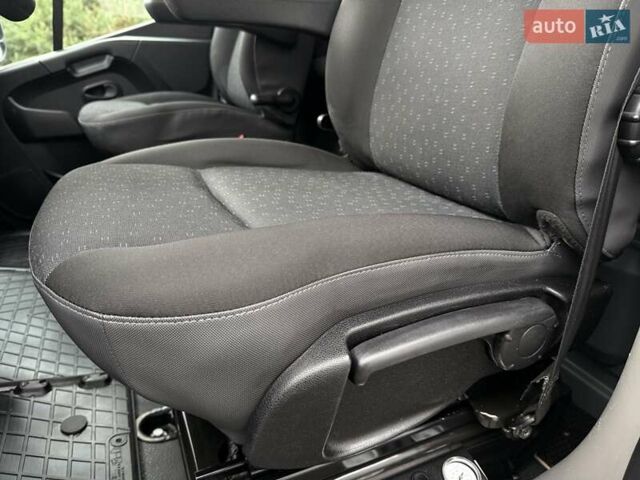 Белый Опель Movano, объемом двигателя 2.3 л и пробегом 314 тыс. км за 17900 $, фото 53 на Automoto.ua