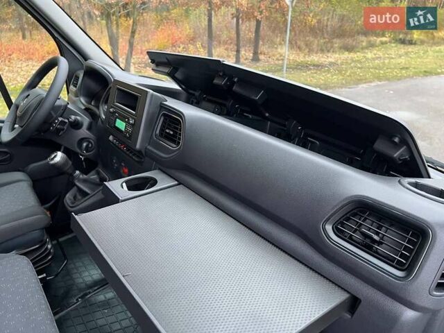 Белый Опель Movano, объемом двигателя 2.3 л и пробегом 312 тыс. км за 22500 $, фото 64 на Automoto.ua