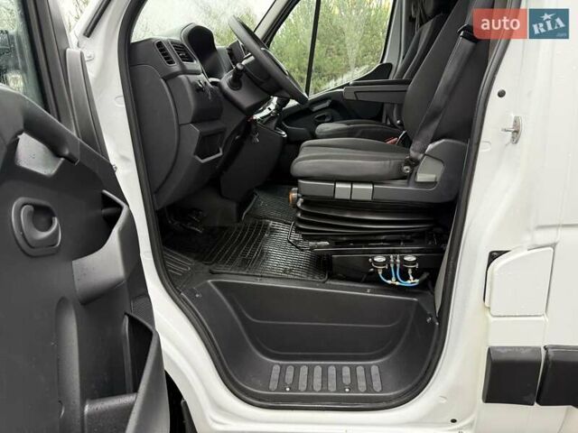 Белый Опель Movano, объемом двигателя 2.3 л и пробегом 303 тыс. км за 17900 $, фото 33 на Automoto.ua