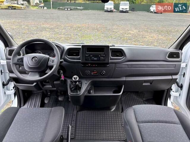Белый Опель Movano, объемом двигателя 2.3 л и пробегом 323 тыс. км за 19999 $, фото 21 на Automoto.ua