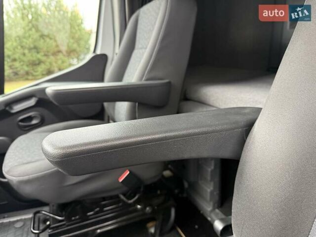 Белый Опель Movano, объемом двигателя 2.3 л и пробегом 314 тыс. км за 17900 $, фото 54 на Automoto.ua