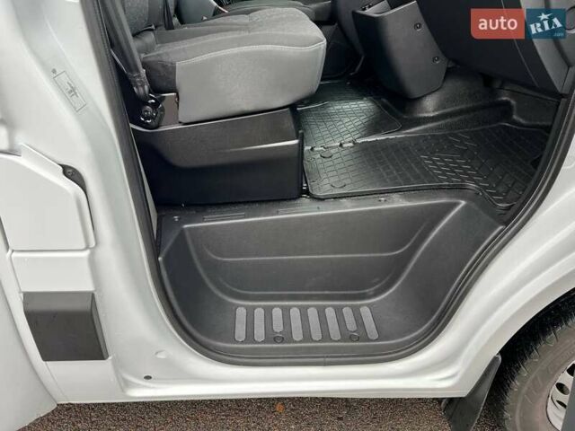 Белый Опель Movano, объемом двигателя 2.3 л и пробегом 312 тыс. км за 22500 $, фото 47 на Automoto.ua