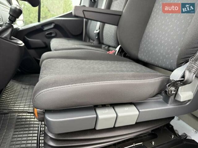 Белый Опель Movano, объемом двигателя 2.3 л и пробегом 314 тыс. км за 18500 $, фото 48 на Automoto.ua