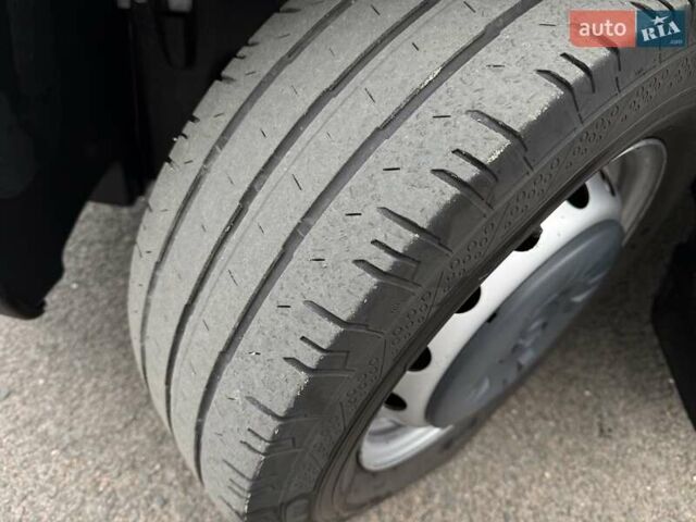 Белый Опель Movano, объемом двигателя 2.3 л и пробегом 314 тыс. км за 18500 $, фото 7 на Automoto.ua