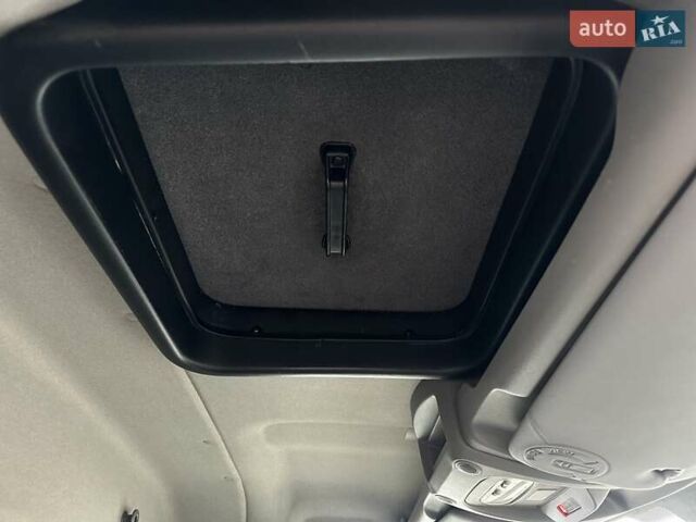 Белый Опель Movano, объемом двигателя 2.3 л и пробегом 367 тыс. км за 19600 $, фото 44 на Automoto.ua