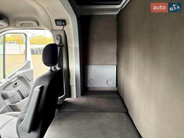 Белый Опель Movano, объемом двигателя 2.3 л и пробегом 323 тыс. км за 19999 $, фото 34 на Automoto.ua