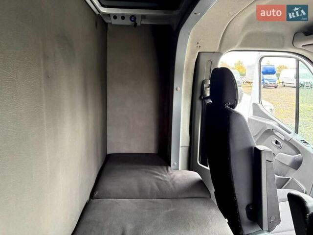 Белый Опель Movano, объемом двигателя 2.3 л и пробегом 323 тыс. км за 19999 $, фото 33 на Automoto.ua