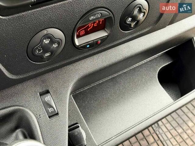 Белый Опель Movano, объемом двигателя 2.3 л и пробегом 323 тыс. км за 19999 $, фото 30 на Automoto.ua