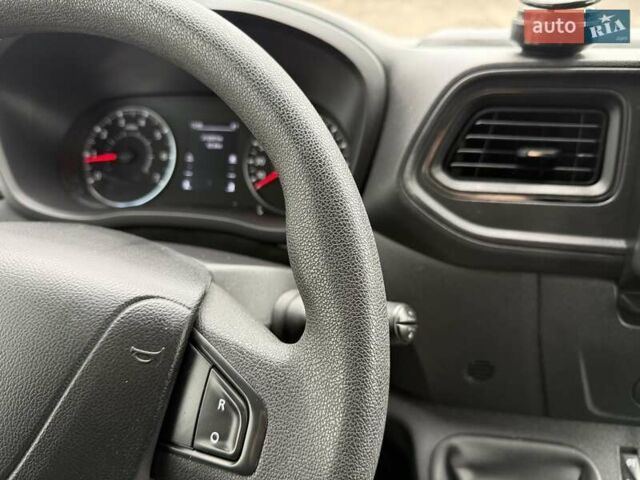 Белый Опель Movano, объемом двигателя 2.3 л и пробегом 314 тыс. км за 17900 $, фото 75 на Automoto.ua