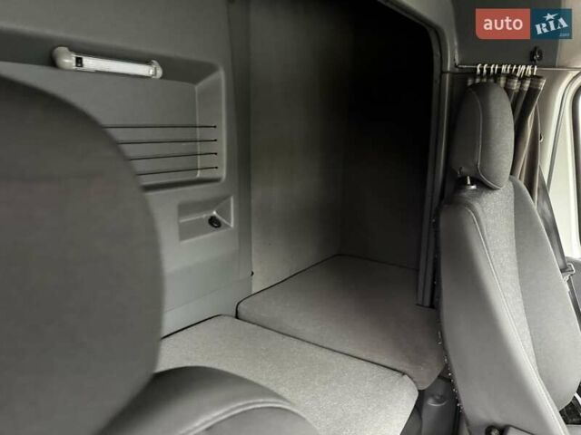 Белый Опель Movano, объемом двигателя 2.3 л и пробегом 303 тыс. км за 17900 $, фото 49 на Automoto.ua